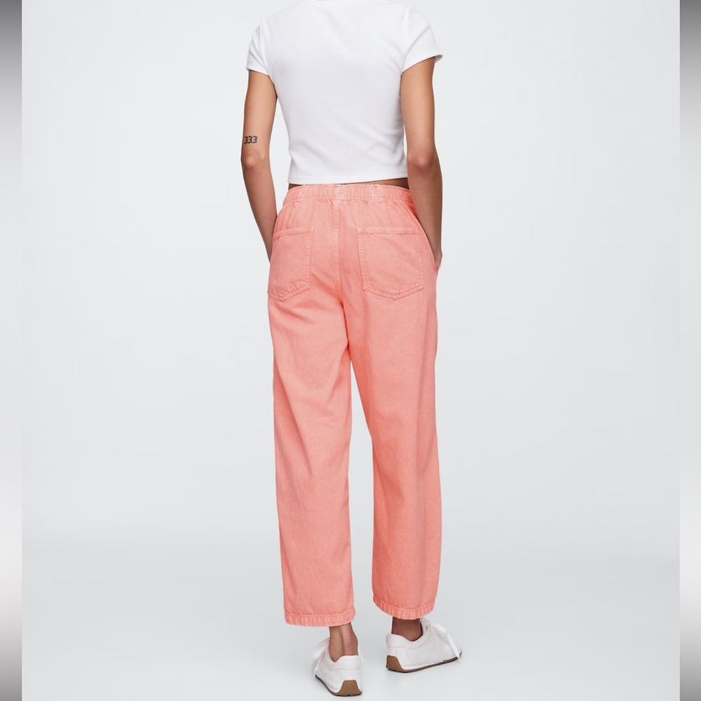 GAP Mid Rise SuperSoft Pull-On Barrel Jeans - Picture 4 of 11